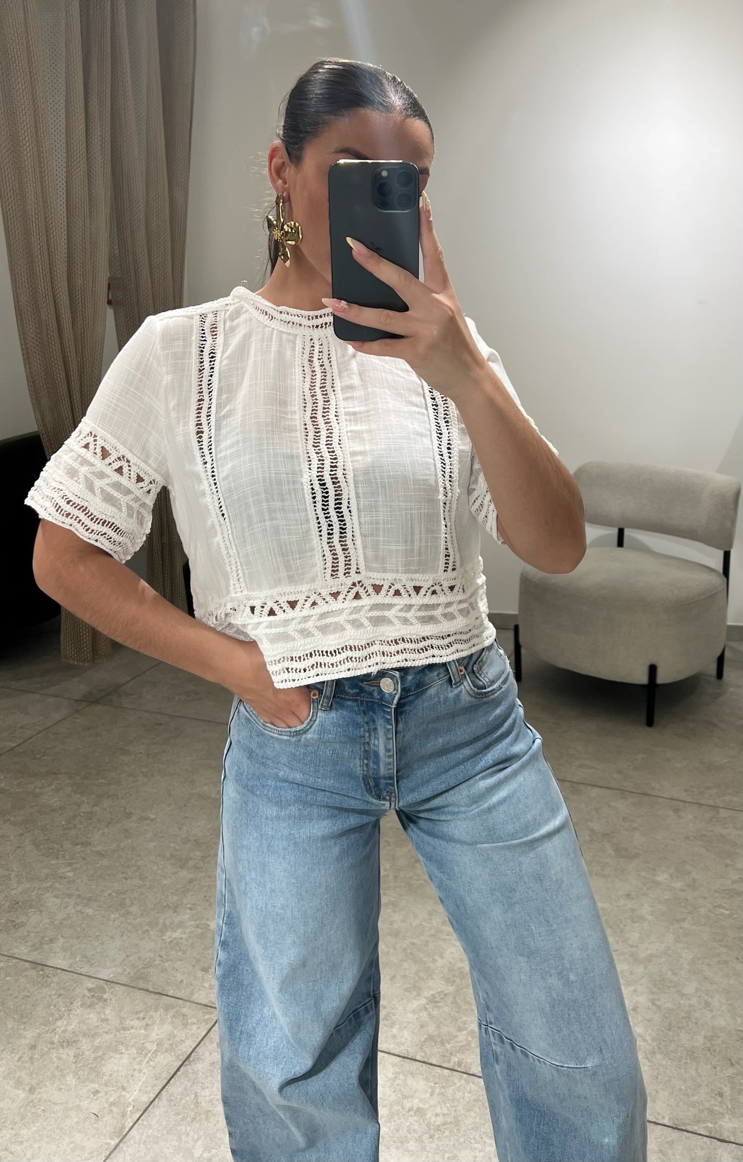 BLOUSE AVEC BRODERIE