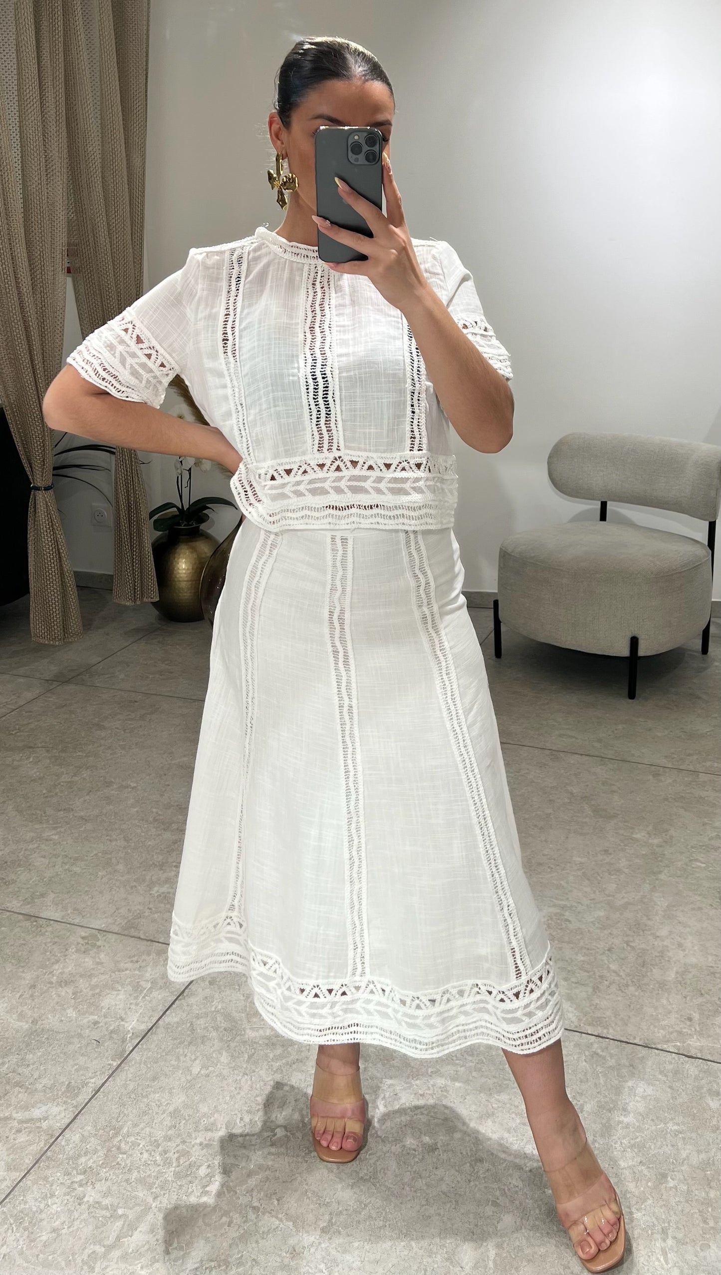 BLOUSE AVEC BRODERIE