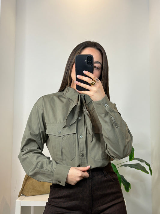 CHEMISE À NOEUD DÉTACHABLE