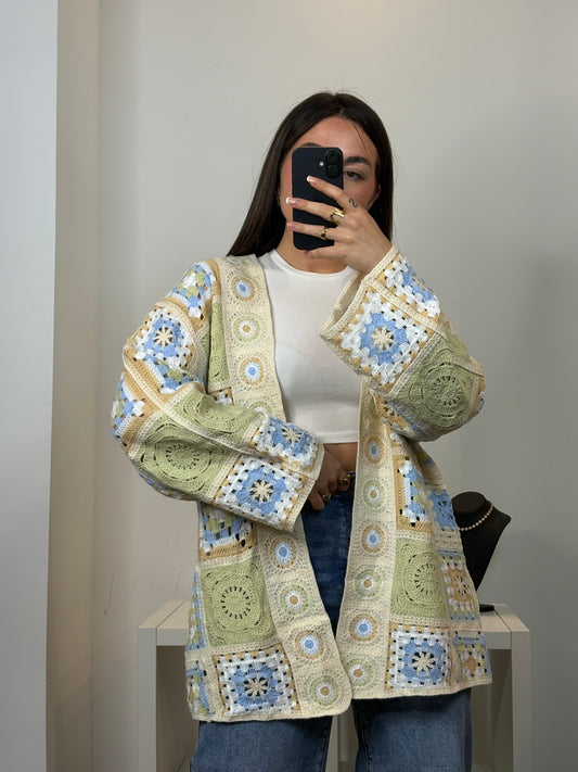 GILET EN CROCHET MI-LONG